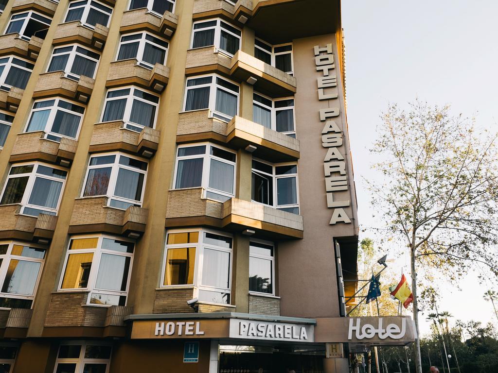 فندق إشبيليةفي  فندق باساريلا المظهر الخارجي الصورة